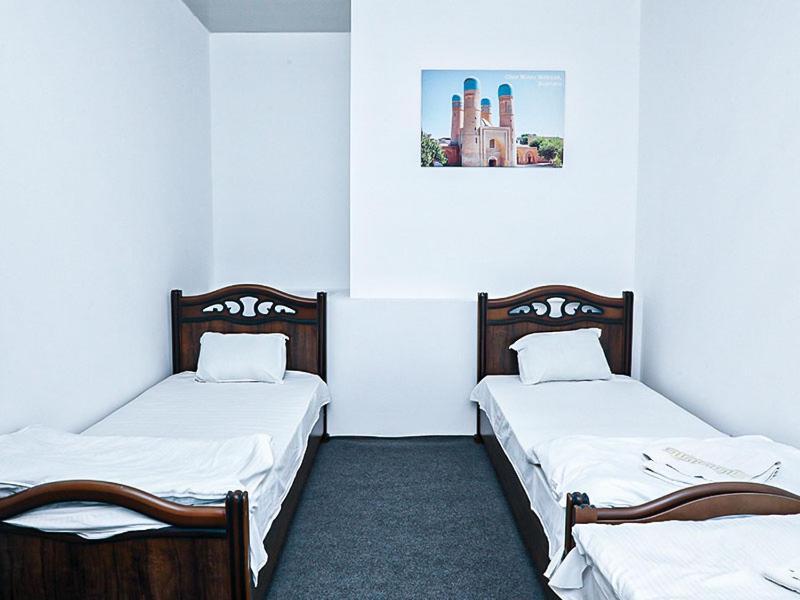 House De Moon Hostel Tashkent Room photo